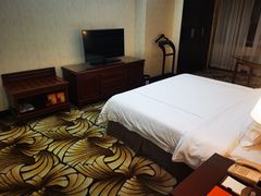 -广东大厦酒店(广州北京路步行街纪念堂地铁站店)