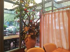 -玛格萝妮比萨屋(四平店)
