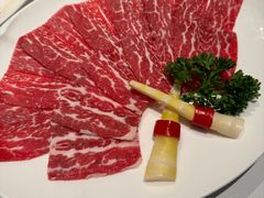 -洋房火锅(上海新天地南北里店)
