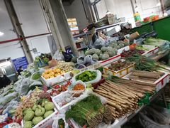 -锦绣大地生鲜食品厅(巨山路店)