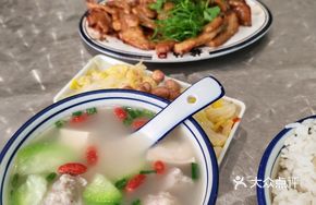 Loofah and Double Meatball Soup