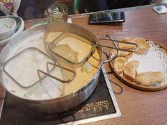 -樾餐厅泰式海鲜火锅(民歌湖店)