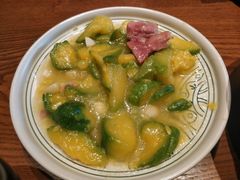 -云海肴·汽锅鸡·云南菜(天山百盛优客店)