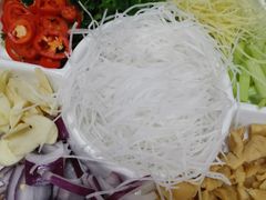 -官塘陈记鱼生·潮汕砂锅粥·牛肉火锅(潮枫路总店)