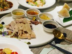 白切文昌鸡-闻见中国海南菜(K11店)