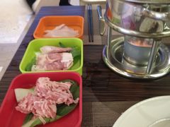 -大中华希尔顿酒店-念自助餐·嗨啤·小龙虾