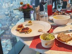 -锦厨国际自助餐厅 · 云端景观 (昆明索菲特大酒店)