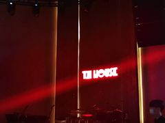 -TZ House音乐现场(来福士中心店)