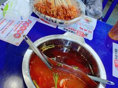 经典锅底-马路边边串串香(苗栗路店)