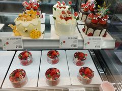 -花花卷卷·鲜食蛋糕(静安久光百货店)