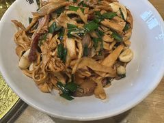 -富正毅三下锅(体育馆店)