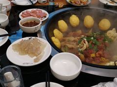 风味排骨锅-小媳妇铁锅炖鱼(世博园店)