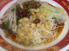 -魔都三兄弟酸辣粉·蘸卤炸串(虹桥万科店)