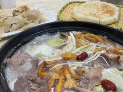 -九寨特色牦牛肉汤锅 羊肉汤锅