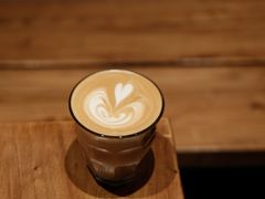 澳白-Punchline Coffee&Roaster(同济大学店)
