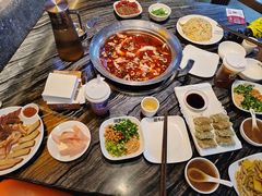 -老船舫·现做活鲜鱼馆(东郊记忆店)
