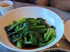 -侬佳蒸菜馆(听潮店)