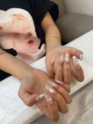 -斯馨·健康美甲美睫