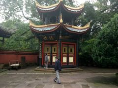 -峨眉山报国寺