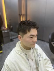 -米可造型烫发染发
