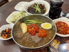 -贵宾庄炸酱面·韩式料理(高区店)
