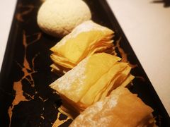 蚝皇叉烧包-粤界(望京金辉店)