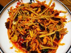 -东来菜馆•手抓海鲜家常菜•海鲜锅贴(鸽子窝店)