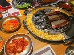 -青瓦炭韩潮烤肉(花园道店)