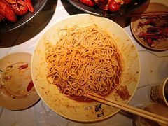-巴厘龙虾·榜首油焖大虾(音乐学院·沿江酒馆店)