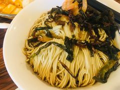 开洋葱油拌面-建国328 本帮小馆·面馆