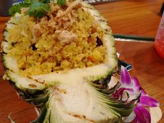 菠萝饭-Chom Cafe and Restaurant