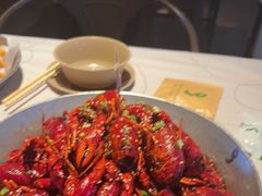 -巴厘龙虾·榜首油焖大虾(音乐学院·沿江酒馆店)