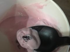 草莓冰淇淋-必胜客(张家港购物公园店)