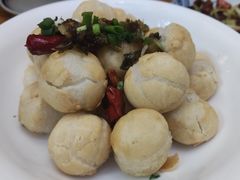 酸菜炒汤团-蜗牛小馆醉乡民谣云南菜(惠新西里店)