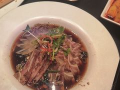 -艳阳天民俗村(公园路店)