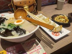-无敌家现熬骨汤拉面(颐堤港店)