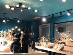 -Trend1881视光·蔡司视觉(领展广场店)
