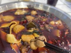 -晓彭肥肠鸡·泡椒鸡火锅(水木天地店)