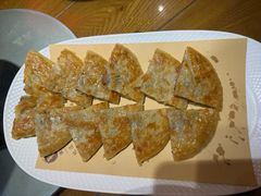 -黄泥岗·地道湖北菜(奥特莱斯店)