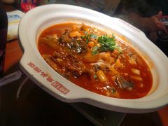 -魏铭鱼头捞饭(晋阳路店)