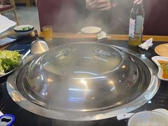 -炖四方东北铁锅炖·烧烤小龙虾(中豪国际店)