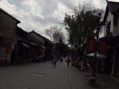 -三塔倒影公园