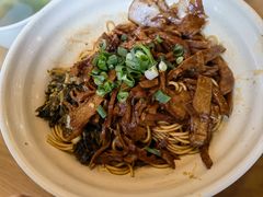-佬钱湾仔(衣裳街店)