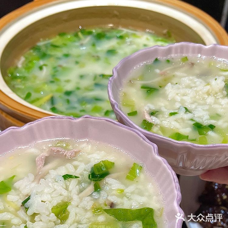 我帮胡歌推荐上海特色😋来八爷吃宝总泡饭啦！