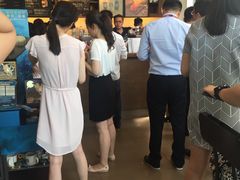 -星巴克(汇亚大厦店)