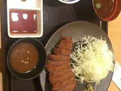 -牛カツ京都勝牛(河原町蛸薬師店)