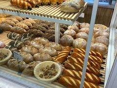-焙丽拾光(麦凯乐直营店)