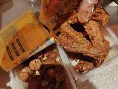 -周黑鸭(地铁虹桥火车站店)