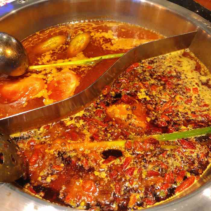 闷墩儿火锅(防洪渠店)-"一直都想在咸阳吃正宗的重庆火锅,终于找到.