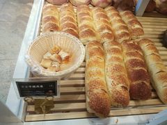 -焙丽拾光(麦凯乐直营店)